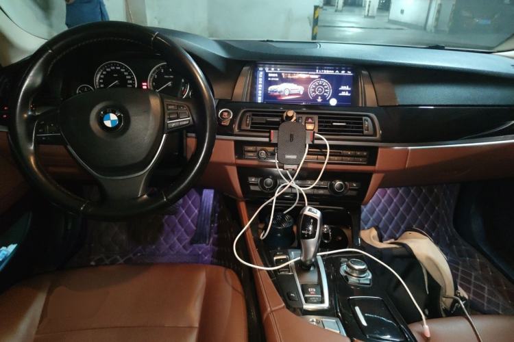Used BMW 5 Series 2017 520Li Elegant Edition Center Console