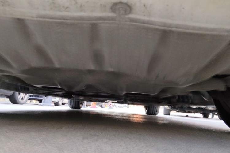 Used BMW 5 Series 2017 525Li Luxury Design Package Chassis Front