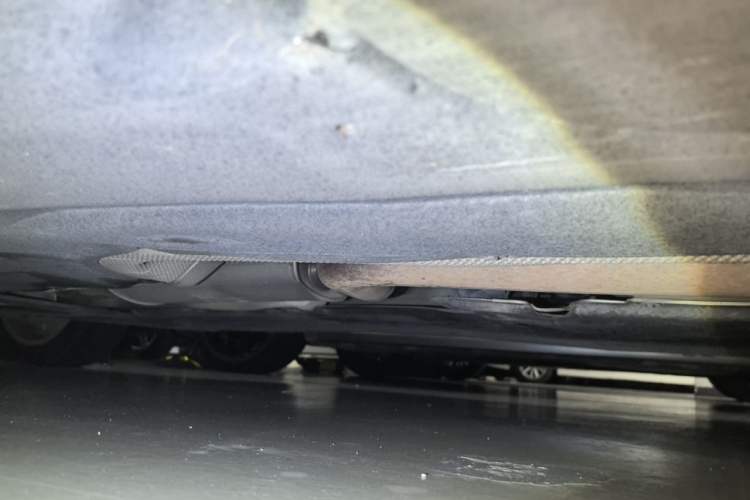 Used BMW 5 Series 2017 528Li Leading Model Chassis Front Right