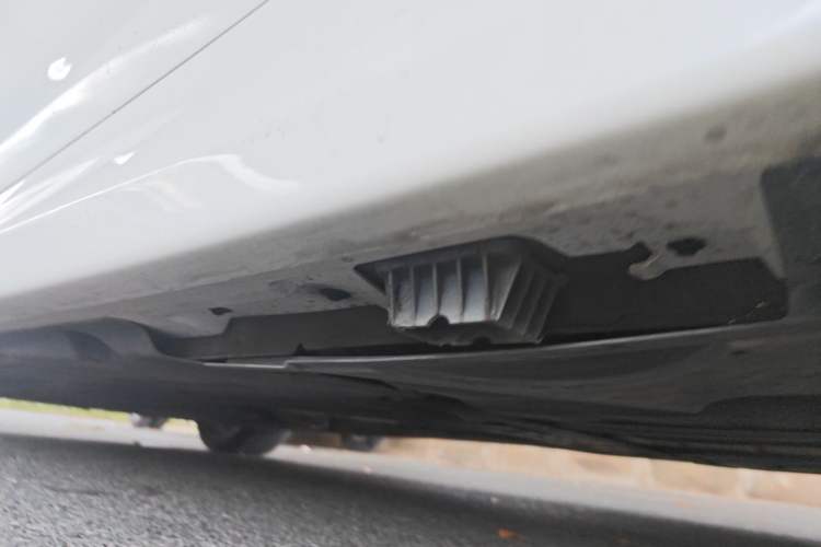 Used BMW 5 Series 2017 525Li Luxury Design Package Chassis Rear Left