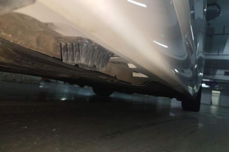 Used BMW 5 Series 2017 525Li Luxury Design Package Chassis Rear Right