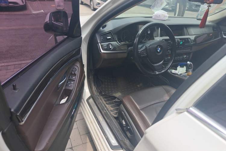 Used BMW 5 Series 2017 525Li Leading Model Driver Seat