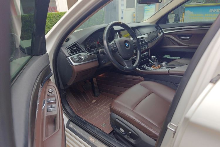 Used BMW 5 Series 2017 525Li Luxury Design Package Driver Seat