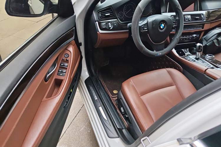 Used BMW 5 Series 2017 525Li Leading Model Driver Seat
