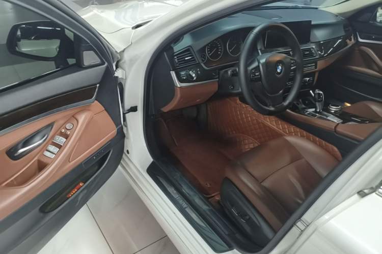 Used BMW 5 Series 2017 525Li Leading Model Driver Seat