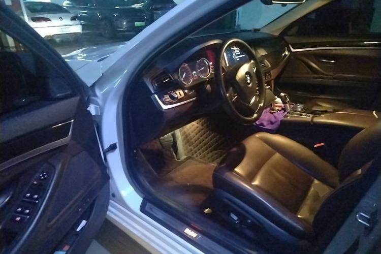 Used BMW 5 Series 2017 525Li Luxury Design Package Driver Seat
