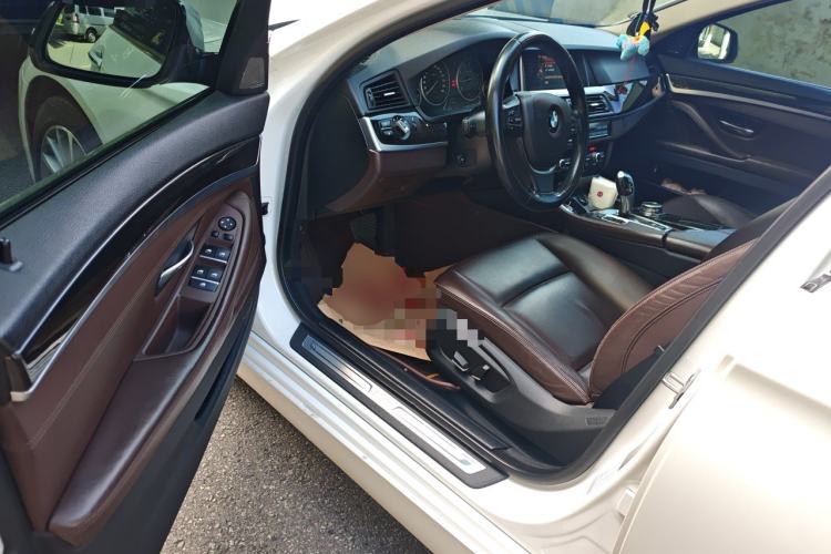 Used BMW 5 Series 2017 525Li Luxury Design Package Driver Seat