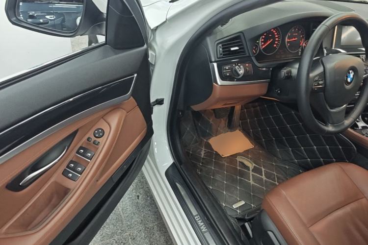 Used BMW 5 Series 2017 520Li Elegant Edition Driver Seat