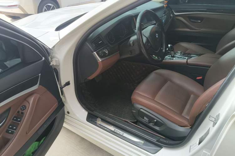 Used BMW 5 Series 2017 525Li Leading Model Driver Seat