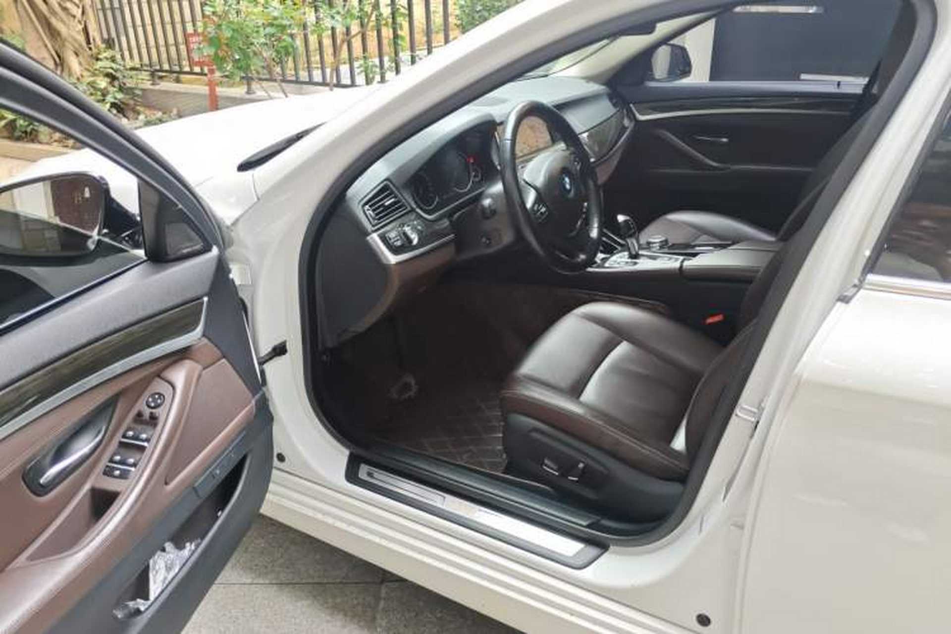 Used BMW 5 Series 2017 525Li Luxury Design Package Driver Seat
