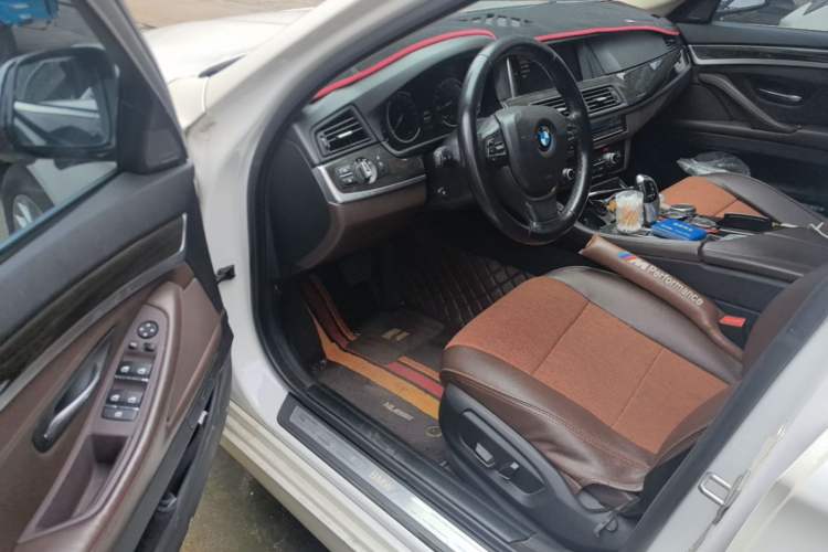 Used BMW 5 Series 2017 525Li Luxury Design Package Driver Seat