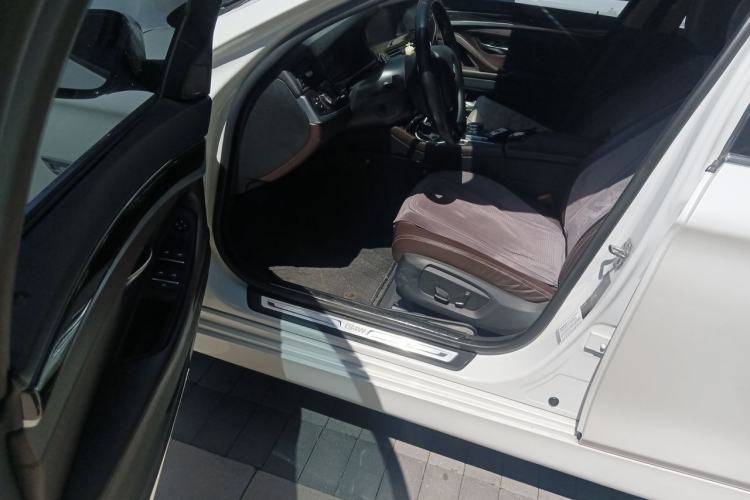 Used BMW 5 Series 2017 525Li Luxury Design Package Driver Seat