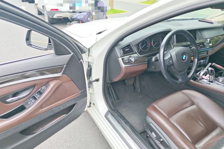 Used BMW 5 Series 2017 525Li Luxury Design Package Driver Seat