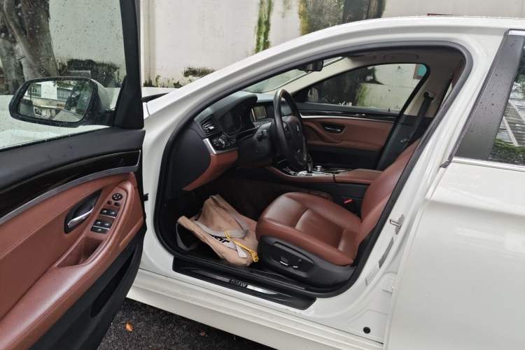 Used BMW 5 Series 2017 525Li Leading Model Driver Seat