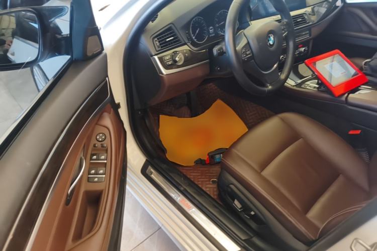 Used BMW 5 Series 2017 525Li Luxury Design Package Driver Seat