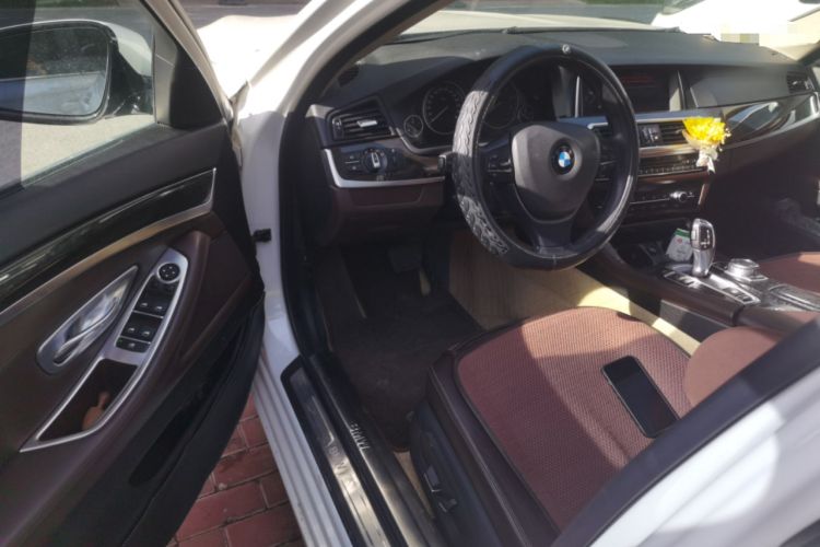 Used BMW 5 Series 2017 525Li Luxury Design Package Driver Seat