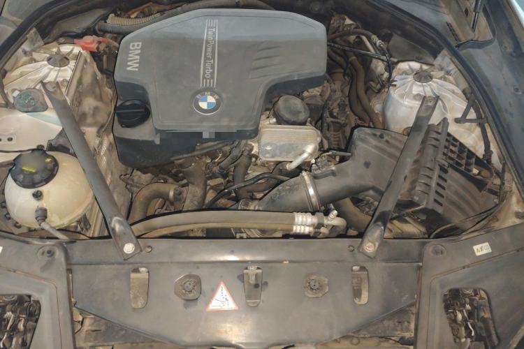 Used BMW 5 Series 2017 525Li Luxury Design Package Engine Bay