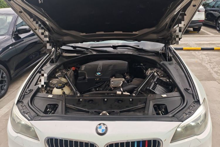Used BMW 5 Series 2017 525Li Luxury Design Package Engine Bay