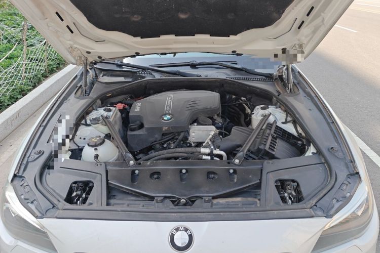 Used BMW 5 Series 2017 525Li Luxury Design Package Engine Bay