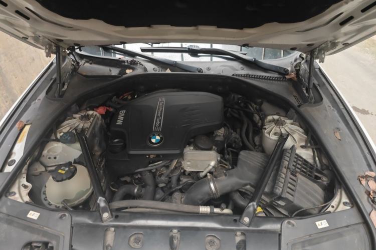 Used BMW 5 Series 2017 525Li Luxury Design Package Engine Bay