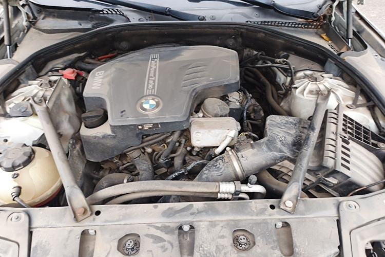 Used BMW 5 Series 2017 525Li Luxury Design Package Engine Bay