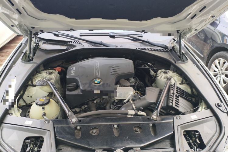 Used BMW 5 Series 2017 525Li Luxury Design Package Engine Bay