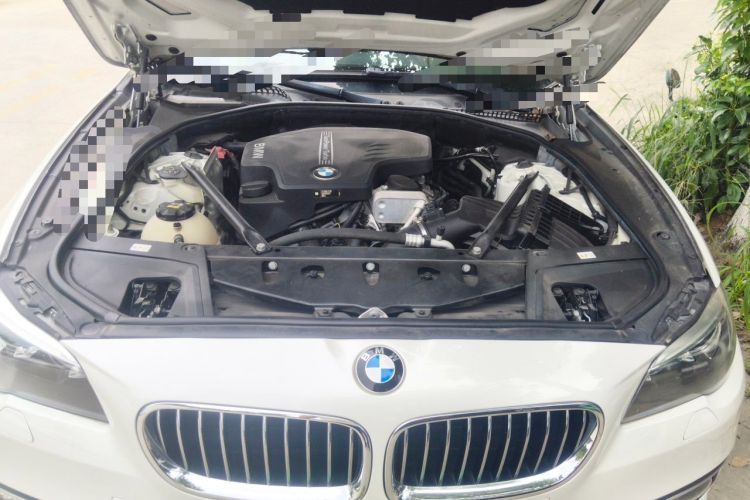 Used BMW 5 Series 2017 525Li Luxury Design Package Engine Bay