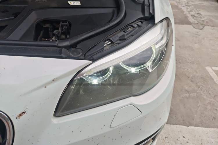 Used BMW 5 Series 2017 525Li Luxury Design Package Engine Bay Left