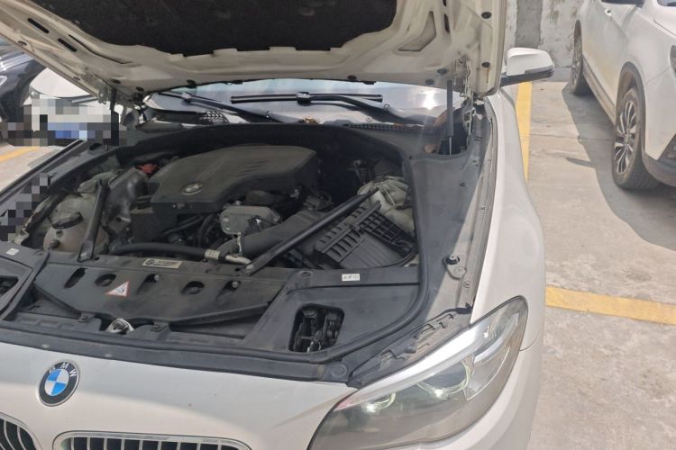 Used BMW 5 Series 2017 525Li Luxury Design Package Engine Bay Left
