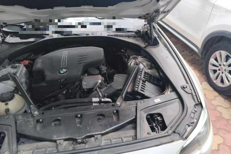 Used BMW 5 Series 2017 525Li Leading Model Engine Bay Left