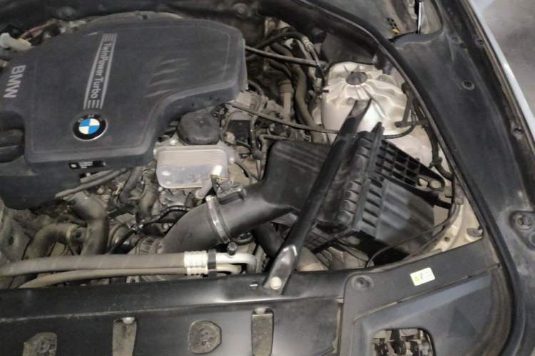 Used BMW 5 Series 2017 528Li Leading Model Engine Bay Left