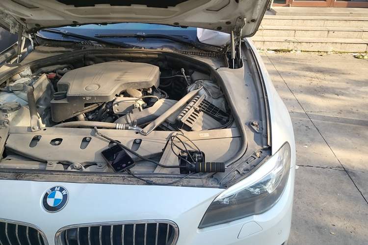 Used BMW 5 Series 2017 520Li Elegant Edition Engine Bay Left
