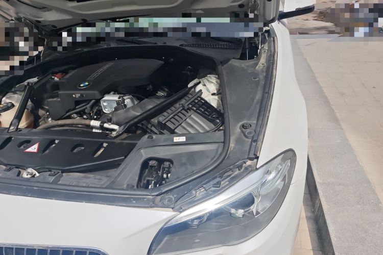 Used BMW 5 Series 2017 525Li Luxury Design Package Engine Bay Left