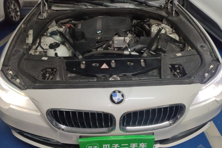Used BMW 5 Series 2017 525Li Luxury Design Package Engine Bay