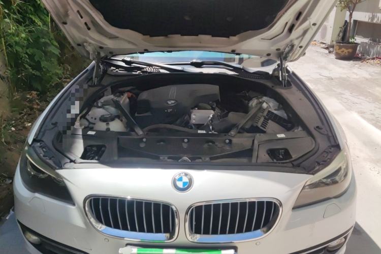 Used BMW 5 Series 2017 525Li Luxury Design Package Engine Bay