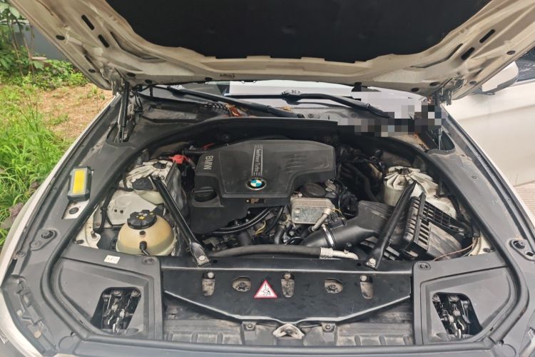 Used BMW 5 Series 2017 525Li Luxury Design Package Engine Bay