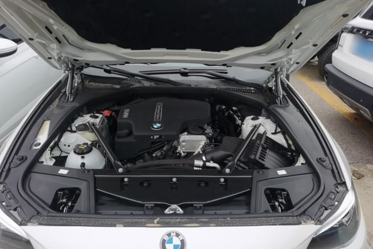 Used BMW 5 Series 2017 525Li Luxury Design Package Engine Bay