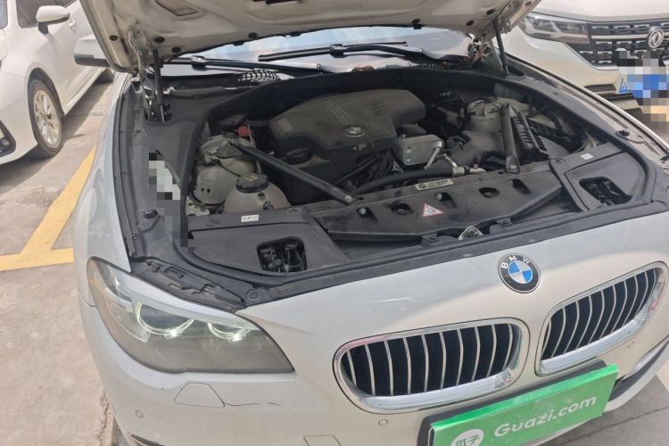 Used BMW 5 Series 2017 525Li Luxury Design Package Engine Bay Right