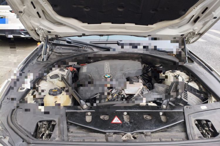 Used BMW 5 Series 2017 528Li Leading Model Engine Bay Right