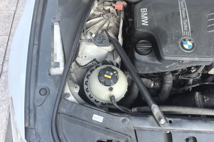 Used BMW 5 Series 2017 525Li Leading Model Engine Bay Right