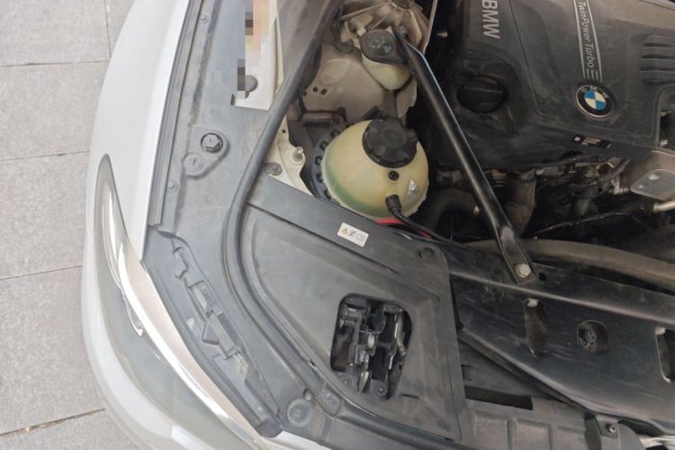 Used BMW 5 Series 2017 528Li Leading Model Engine Bay Right