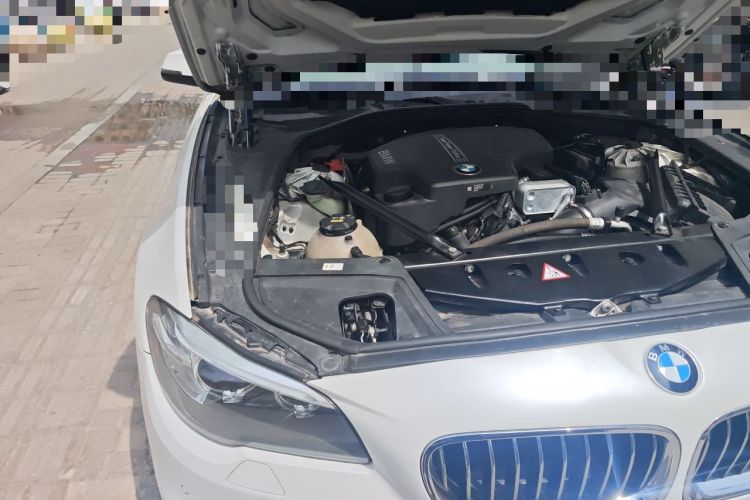 Used BMW 5 Series 2017 525Li Luxury Design Package Engine Bay Right