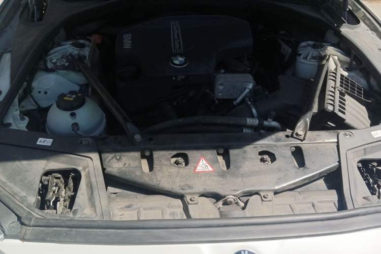 Used BMW 5 Series 2017 525Li Luxury Design Package Engine Bay