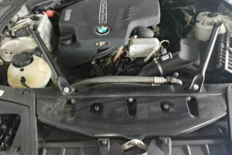 Used BMW 5 Series 2017 525Li Luxury Design Package Engine Bay
