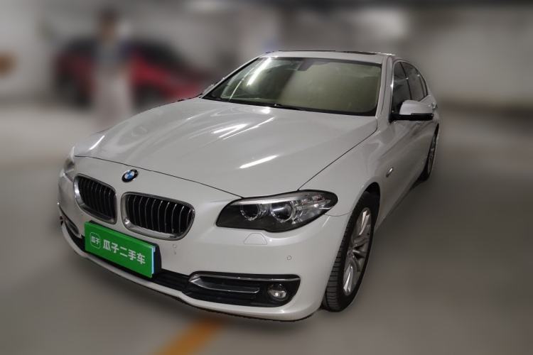 Używany BMW 5 Series 2017 525Li Luxury Design Package Guazi used car, China used car export, Used car for sale, Used cars, Cheapest cars for sale