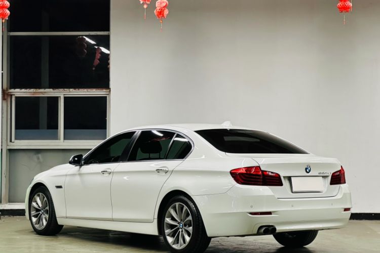 Used BMW 5 Series 2017 525Li Leading Model Exterior 1