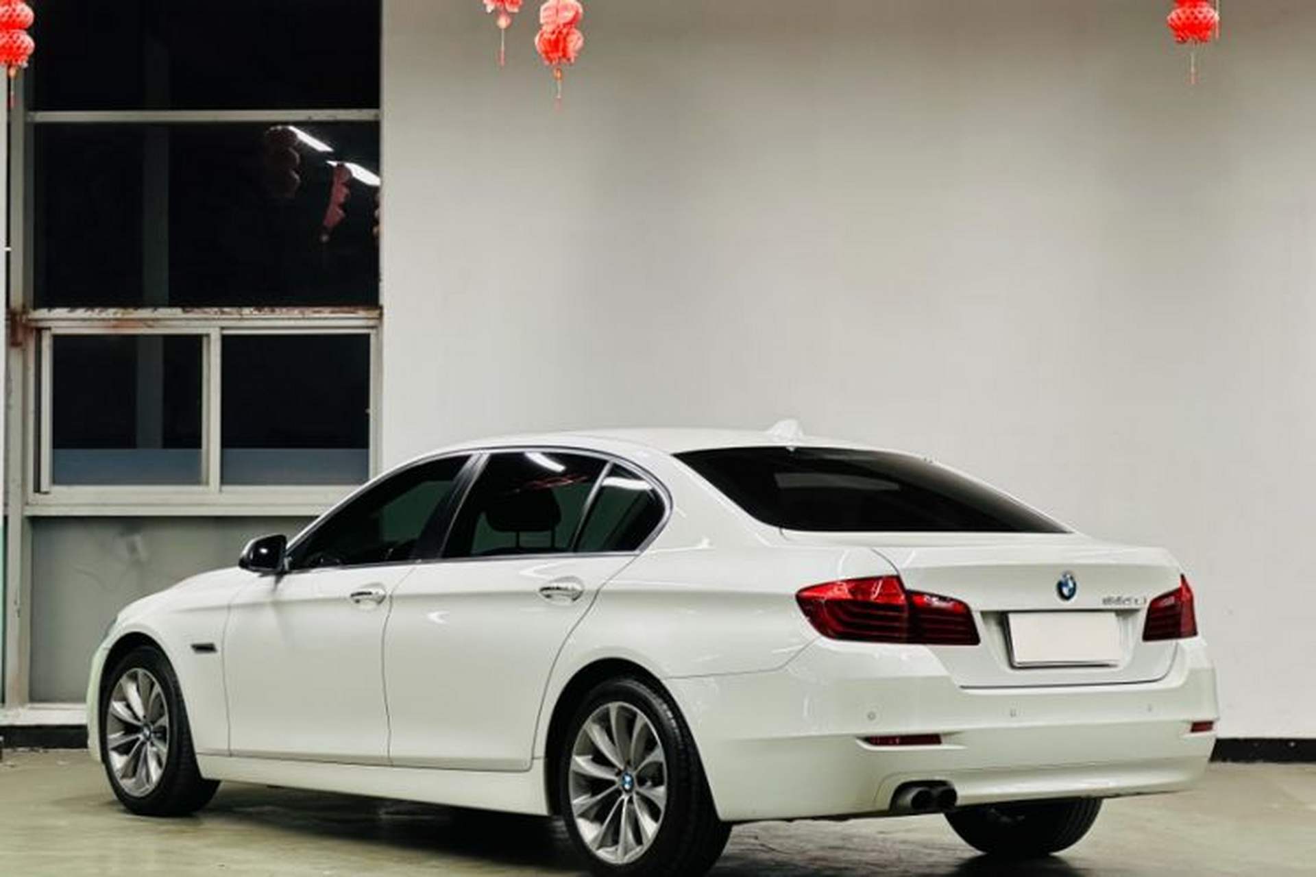 Used BMW 5 Series 2017 525Li Leading Model Exterior 1