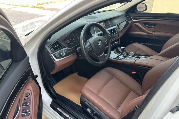 Used BMW 5 Series 2017 525Li Leading Model Exterior 10