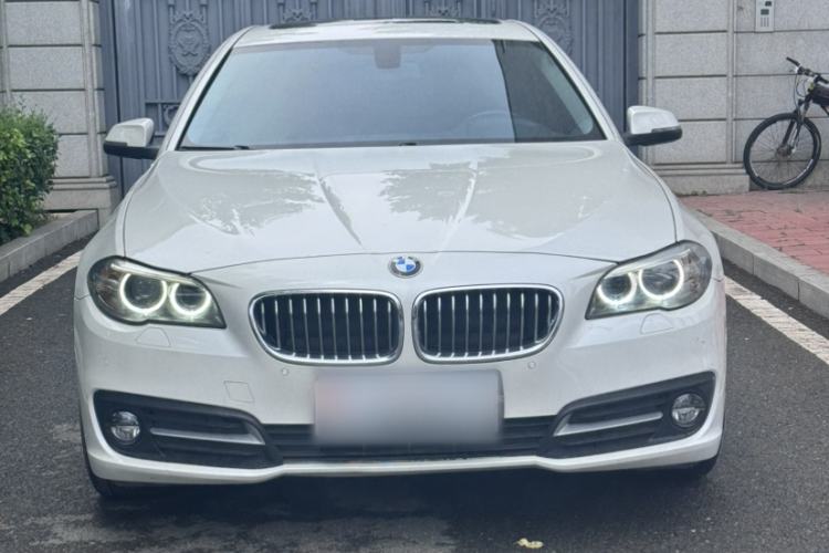 Used BMW 5 Series 2017 525Li Leading Model Exterior 2