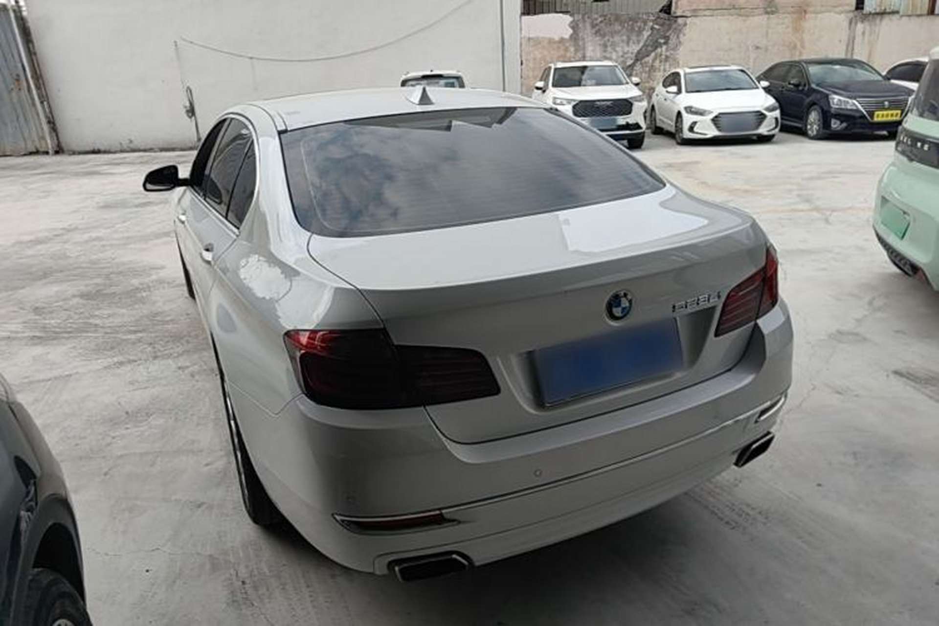 Used BMW 5 Series 2017 525Li Luxury Design Package Exterior 2